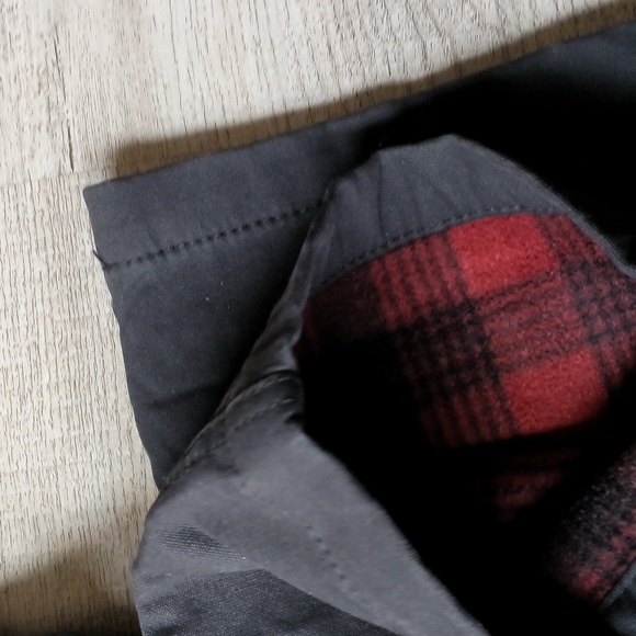 Coleman black fleece lined pants size 40w 32L - Picture 7 of 9